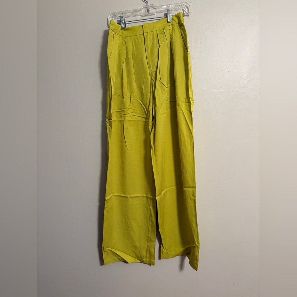 Women’s dress pants
